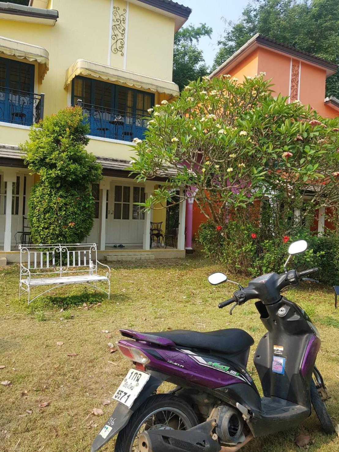 Baan Kung Kang De Pai Hotel Exterior photo